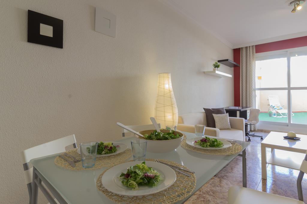 Toros Freshapartments By Bossh! Apartments Malaga Room photo